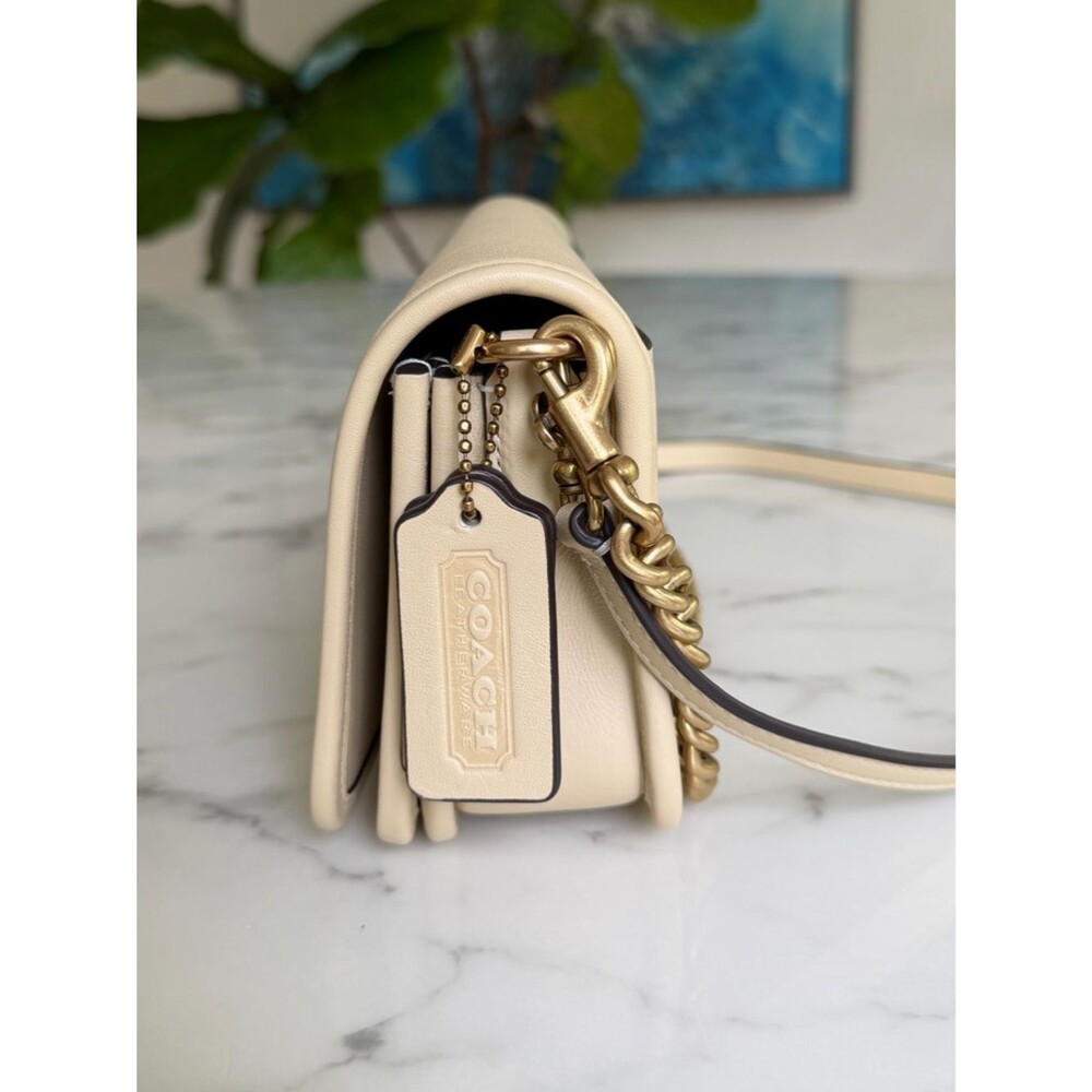 NWOT Coach DINKY Bag Glovetanned Leather CW641 Brass Moonlight Cream Ivory - Picture 4 of 15